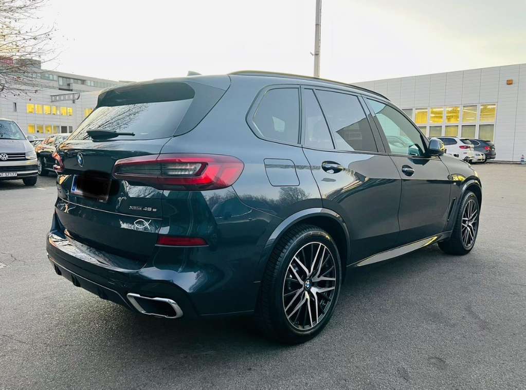 BMW X5 xDrive 45e Hybrid, M Sport SUV / Geländewagen