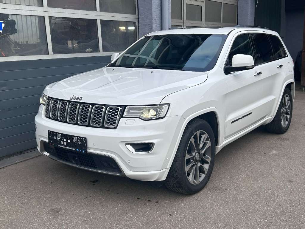 Jeep Grand Cherokee Overland SUV / Geländewagen