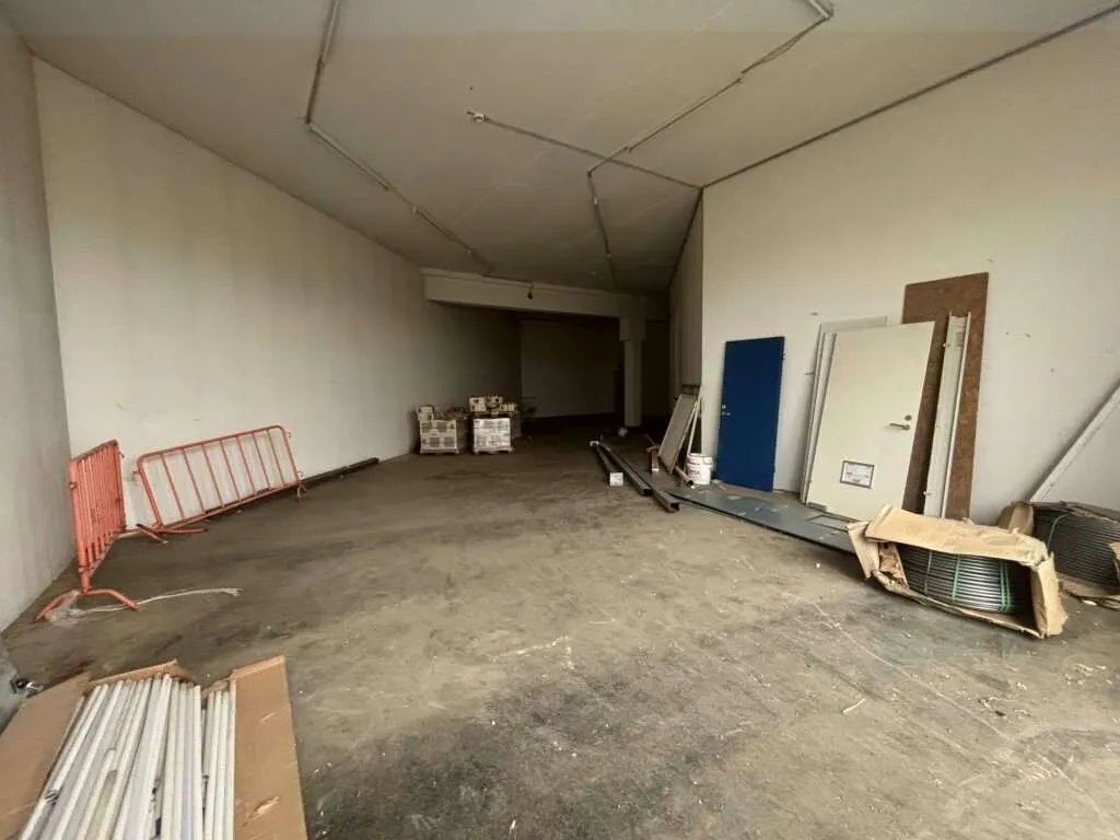 143 m² Bürofläche im Fachmarktzentrum - Ansicht 2