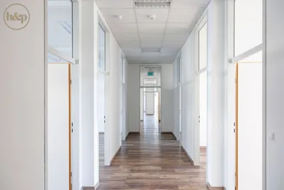 10-Zimmer-Gewerbeimmobilie mieten in Sankt Pölten – 403 m², € 5.468 – Bild 9 von 19