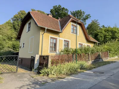 4-Zimmer-Haus kaufen in Wiener Neustadt Land – 140 m², € 395.000 – Bild 1 von 16