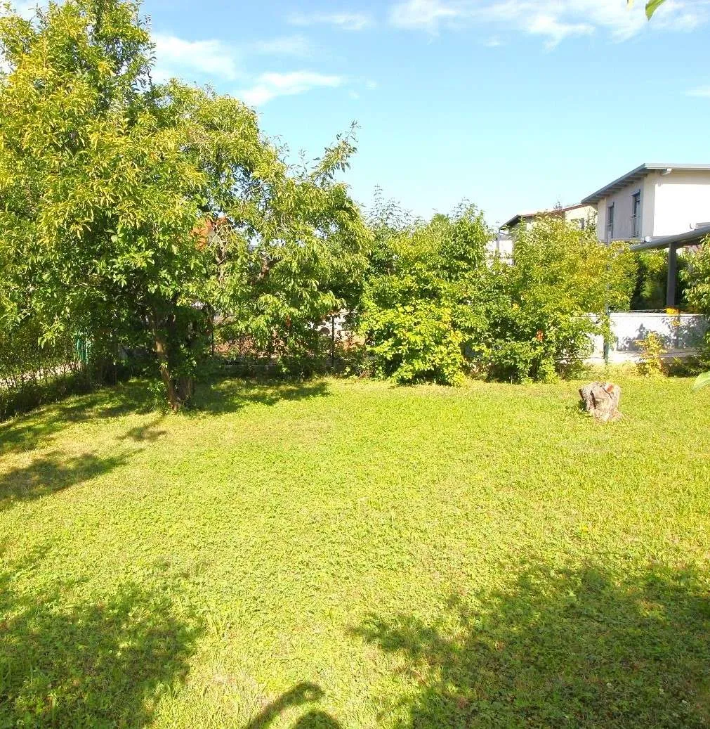 ROSENHÜGEL 349m², HIETZING-FEELING, ruhige sonnige Süd-Lage, Eklw-Widmung, 50/50/80, gute öffentliche Anbindung