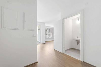 SCHICKES CITY-APARTMENT ALS ERSTBEZUG! – Bild 2