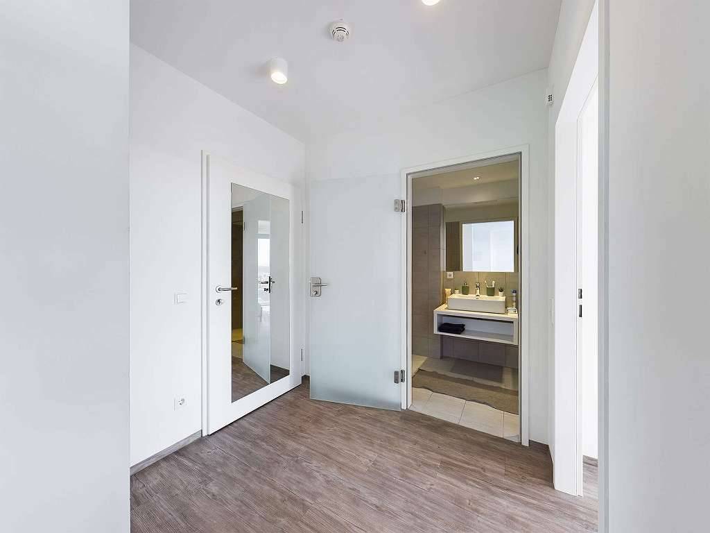 DIE ZIMMEREI | Ab Juli: Möbliertes all-in 2-Zimmer-Apartment im 2. Bezirk nahe WU & SFU |XL Bude - Widok 2