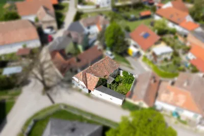Haus kaufen in Hollabrunn – 308 m², € 39.000 – Bild 10 von 12