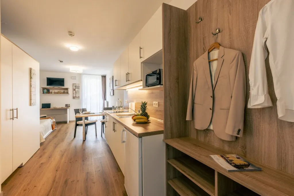 noba Apartments | Pauschalmiete inkl. Strom, Heizung & WLAN | Hochwertig möblierte Neubauwohnungen | Barrierefrei – pohled 3