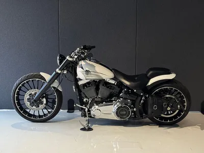 Harley-Davidson FXSB Breakout 103 Custom