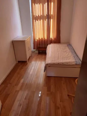 10-Zimmer-Wohnung mieten in Wien – 30 m², € 400 – Bild 7 von 8