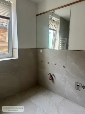 2-Zimmer-Wohnung mieten in Hallein – 63 m², € 1.030 – Bild 4 von 11