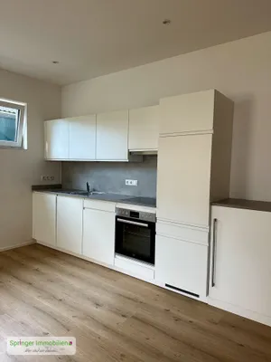 2-Zimmer-Wohnung mieten in Hallein – 63 m², € 1.030 – Bild 3 von 11