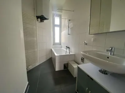 3-Zimmer-Wohnung mieten in Bruck-Mürzzuschlag – 100 m², € 828 – Bild 5 von 6