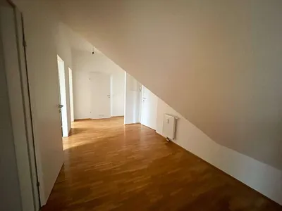 3-Zimmer-Wohnung mieten in Bruck-Mürzzuschlag – 76 m², € 682 – Bild 4 von 11