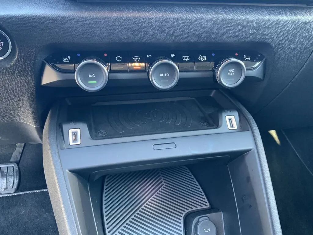 Citroën C4 PureTech 130 S&S EAT8 Max – Bild 9