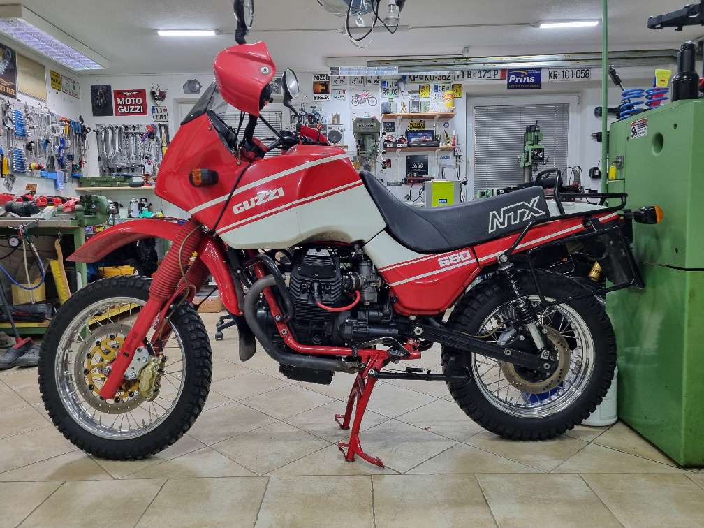 Moto Guzzi NTX 650 Enduro