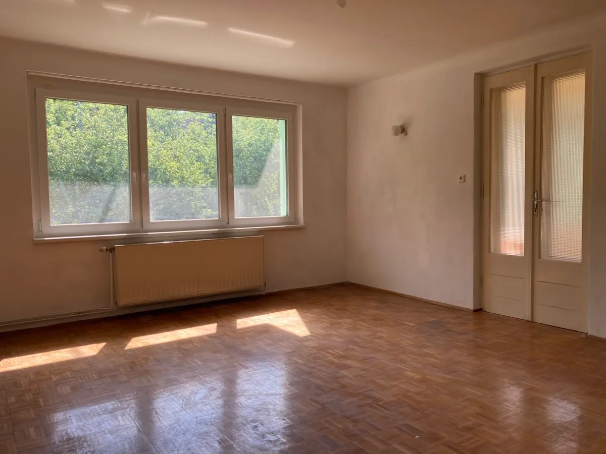 Große sonnige Wohnung im Grünen, Neuhaus