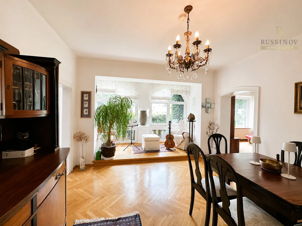 Großzügiges Mehrfamilienhaus mit traumhafter Gartenlandschaft – pohled 3