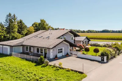 10-Zimmer-Haus kaufen in Braunau am Inn – 280,8 m², € 780.000 – Bild 13 von 15