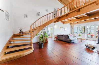 10-Zimmer-Haus kaufen in Braunau am Inn – 280,8 m², € 780.000 – Bild 4 von 15