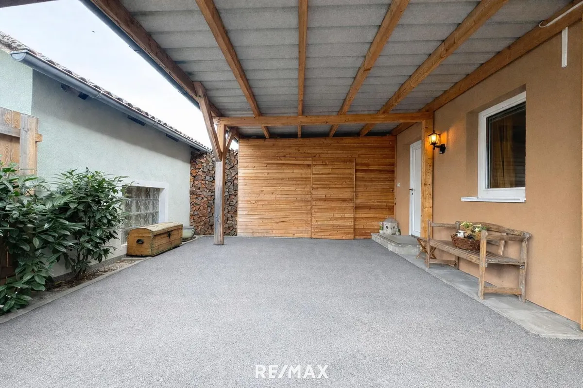 Ihr kleines Wohnparadies: Neuwertiger Bungalow mit Garten und Carport - Ansicht 2