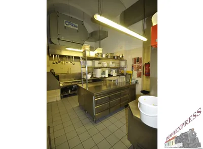5-Zimmer-Gewerbeimmobilie mieten in Sankt Pölten – 250 m², € 3.780 – Bild 12 von 12
