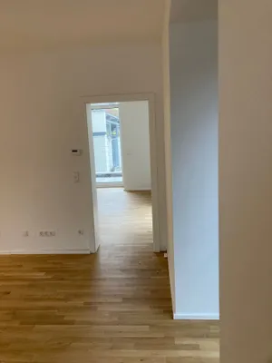 2-Zimmer-Wohnung mieten in Baden – 55 m², € 856 – Bild 3 von 5