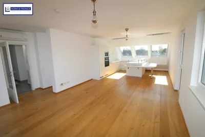 Mit dem Lift direkt ins Penthouse mit Premium Ausstattung