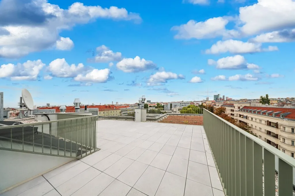 Exklusives Penthouse - Urban & Mittdendrin. Dachterrassentraum in urbaner Lage mit Spitzenanbindung in die Innenstadt - Ansicht 3