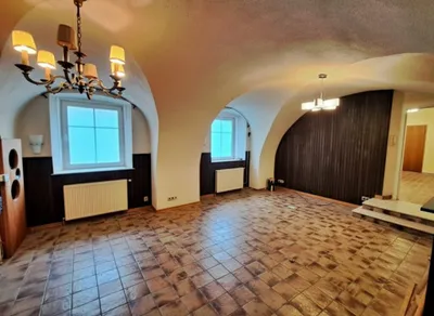 8-Zimmer-Immobilie kaufen in Baden – 354,82 m², € 930.000 – Bild 2 von 50