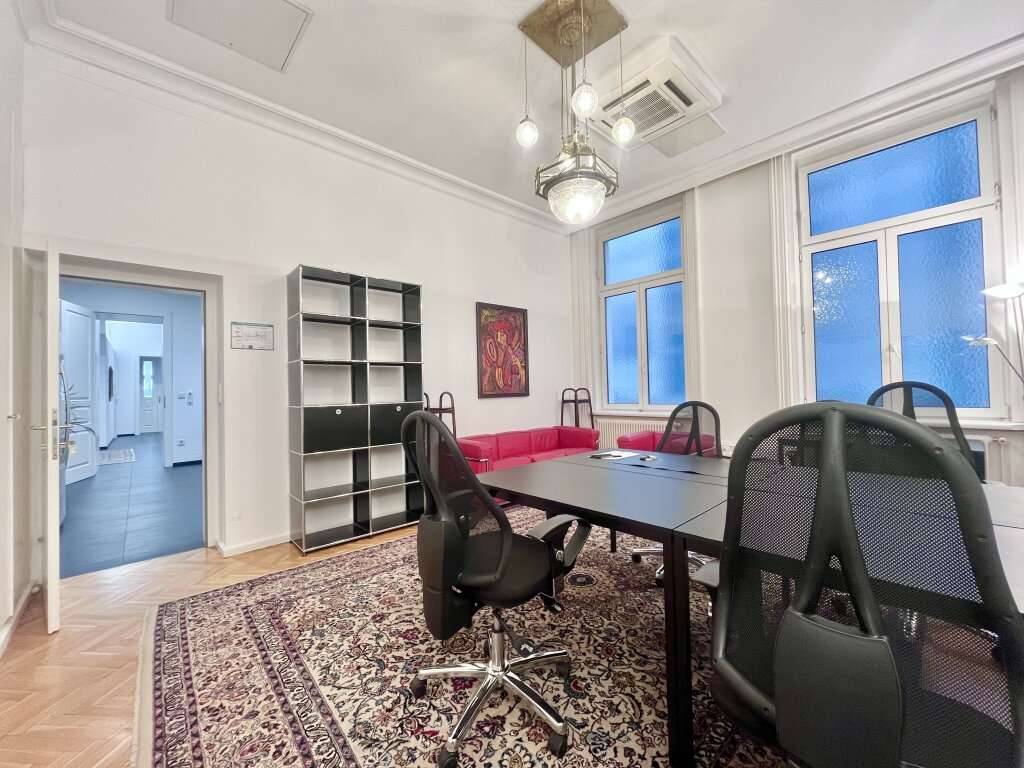 ALL-INCLUSIVE - REPRÄSENTATIVES BÜRO IN RUHIGER HOFLAGE DIREKT AM GRABEN - Vista 2