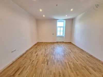 5-Zimmer-Gewerbeimmobilie mieten in Neunkirchen – 137 m², € 900 – Bild 3 von 9