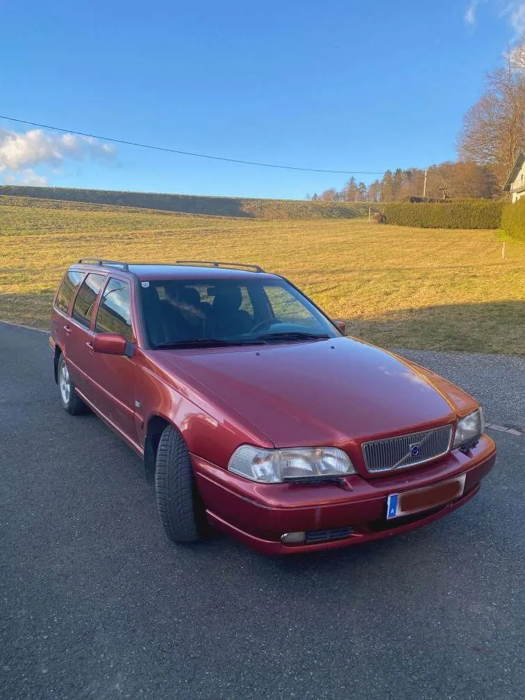 Volvo V70