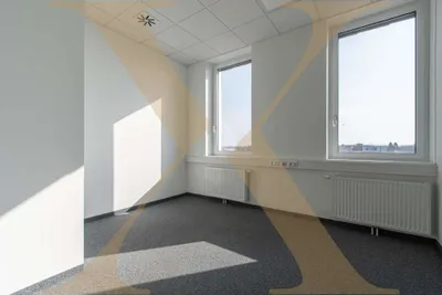 Gewerbeimmobilie mieten in Linz Land – 264 m², € 4.079