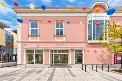 8-Zimmer-Gewerbeimmobilie mieten in Wiener Neustadt – 709 m²