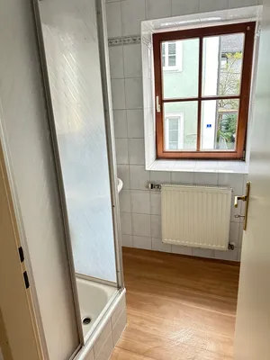 1-Zimmer-Wohnung mieten in Vöcklabruck – 29 m², € 630 – Bild 3 von 5