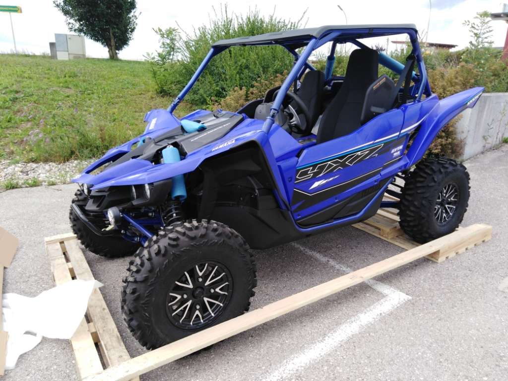 Yamaha YXZ1000R Buggy side by side mit Strassenzulassung! mit Schaltwippen gegen Aufpreis; Quad