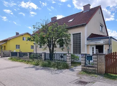 Haus kaufen in Wiener Neustadt Land – 150 m², € 389.000 – Bild 1 von 63