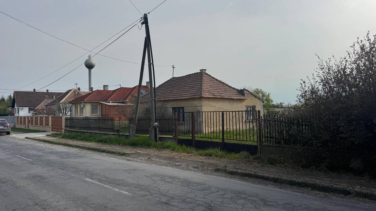 In Rábakecöl 100 m² großes renovierungsbedürftiges Einfamilienhaus zu verkaufen, Ungarn