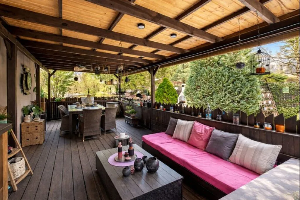 NATUR und WANDERWEGE ist gleich LEBENSQUALITÄT - Pachtgrund - ca. 650 m² Grund - ca. 60m² WFL - 3 Zimmer - 2013 Saniert - große Terrasse - POOL - Ansicht 2