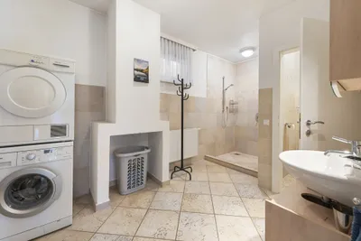 7-Zimmer-Haus kaufen in Wiener Neustadt Land – 310 m², € 1.495.000 – Bild 33 von 40