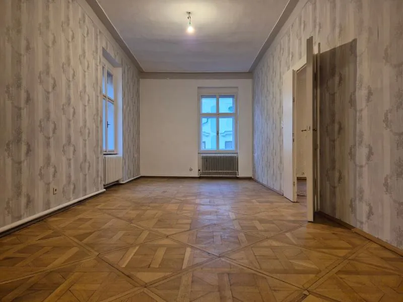 Einzigartiger Altbau mit Potential! 200 m² NFL, vielfältig nutzbar! Toplage in der Linzer Altstadt, nähe Landhaus! – pohled 3