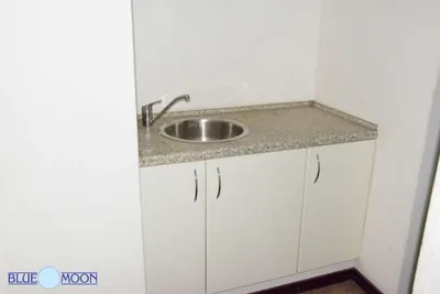 4-Zimmer-Gewerbeimmobilie mieten in Wien – 250 m², € 2.600 – Bild 6 von 16