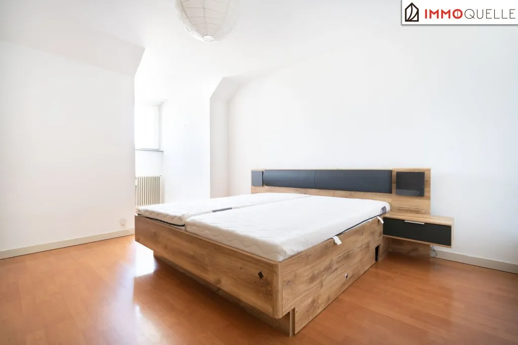 Urbanes Wohngefühl - Großzügige 2-Zimmer-Wohnung mit XL-Wohnzimmer, Einbauküche und Top-Lage am Kaiser Josef Platz - Ansicht 3