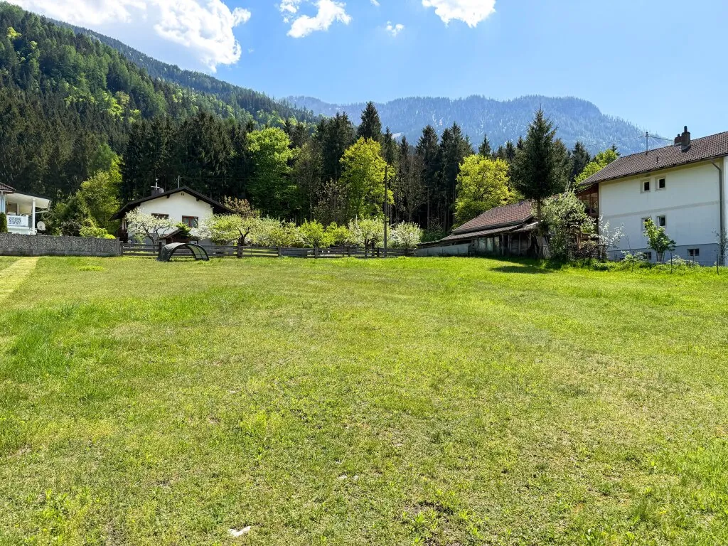 BAUGRUNDSTÜCK LIND IM DRAUTAL - ERHOBENE LAGE MIT BEEINDRUCKENDEM PANORAMABLICK! - Ansicht 3
