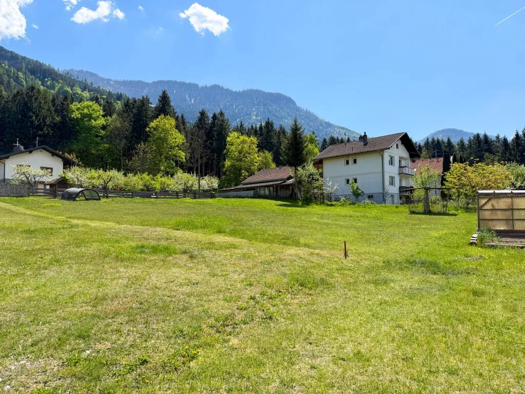 BAUGRUNDSTÜCK LIND IM DRAUTAL - ERHOBENE LAGE MIT BEEINDRUCKENDEM PANORAMABLICK! - Ansicht 2