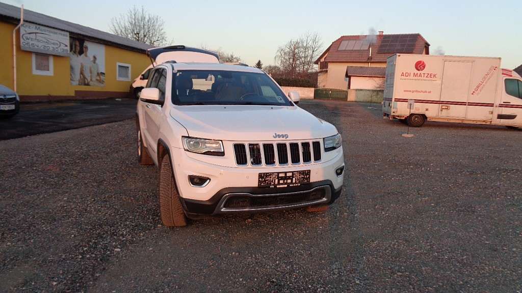 Jeep Grand Cherokee 3,0 V6 CRD Limited SUV / Geländewagen