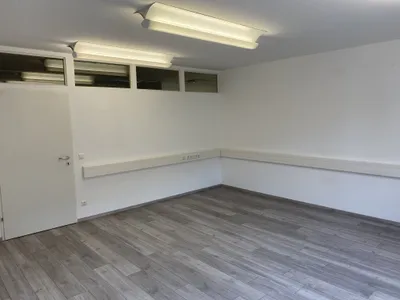 7-Zimmer-Gewerbeimmobilie mieten in Linz – 284 m², € 3.827 – Bild 18 von 26