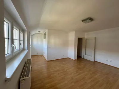 2-Zimmer-Wohnung mieten in Weiz – 48 m², € 440 – Bild 6 von 7