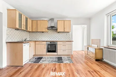 8-Zimmer-Gewerbeimmobilie kaufen in Linz Land – 177 m², € 480.000 – Bild 4 von 13