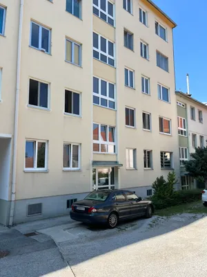 2-Zimmer-Wohnung mieten in Baden – 59 m², € 690 – Bild 3 von 12