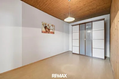 4-Zimmer-Haus kaufen in Hollabrunn – 138,3 m², € 147.000 – Bild 15 von 23